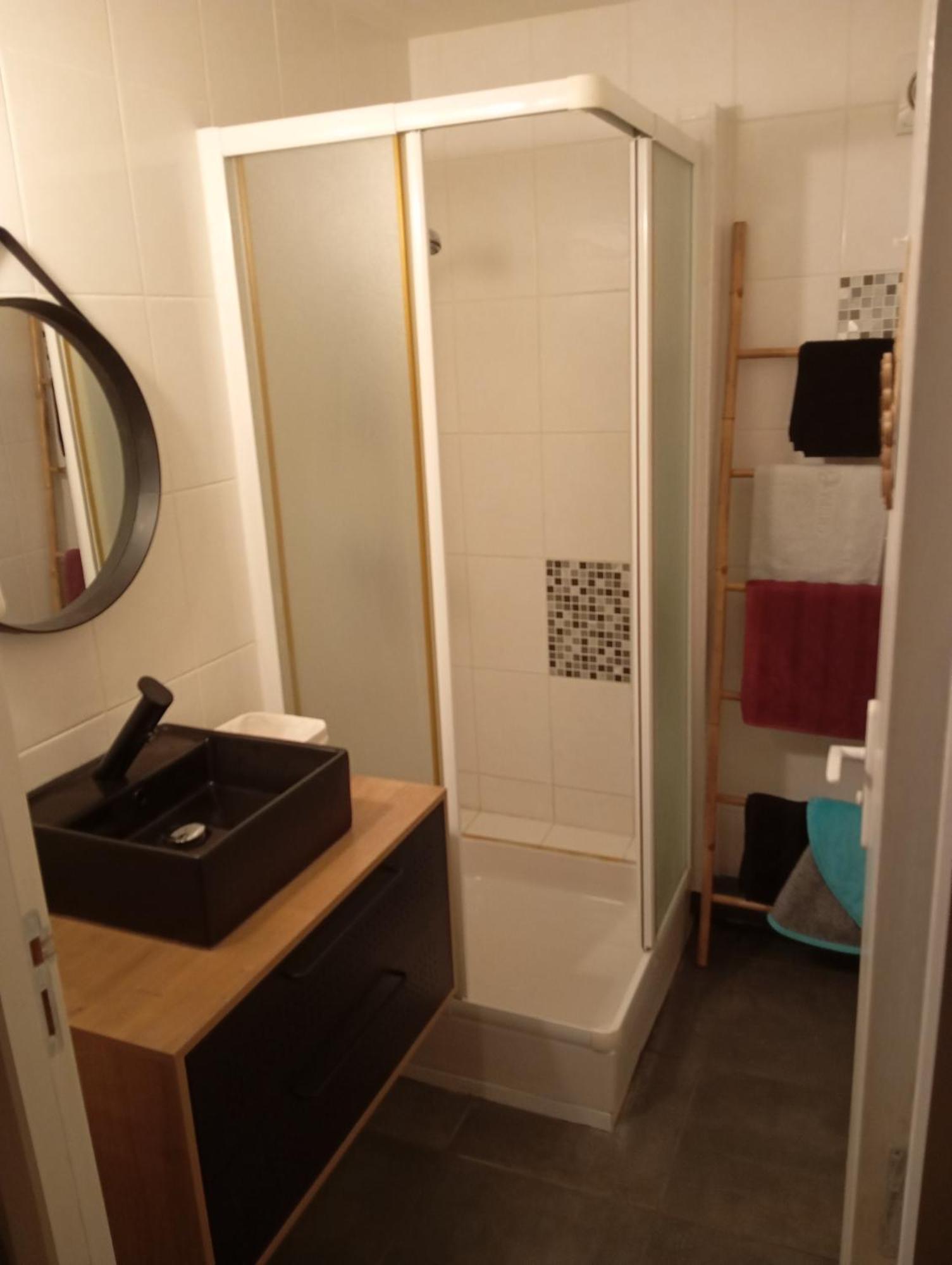 Le Pigeonnier Apartment Millau Bagian luar foto